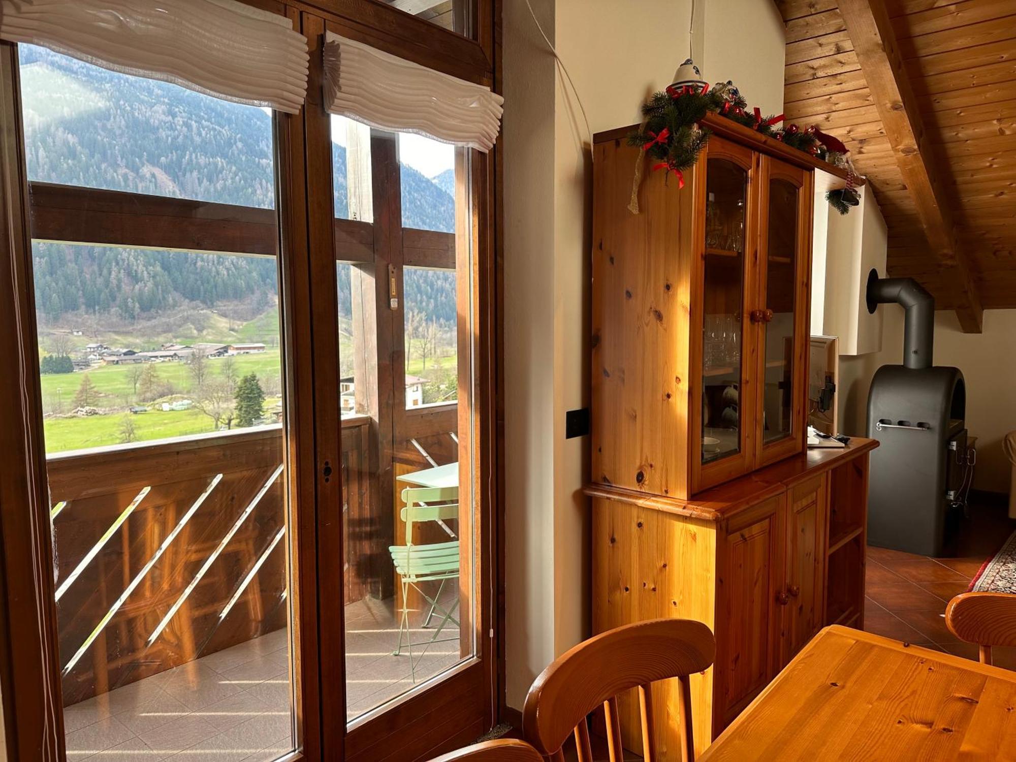 Mansarda Con Vista Apartment Giustino ภายนอก รูปภาพ